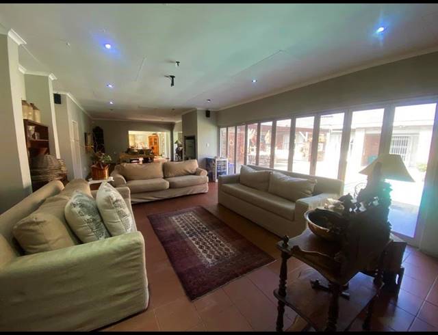 4 BEDROOM HOUSE FOR SALE IN THREE RIVERS